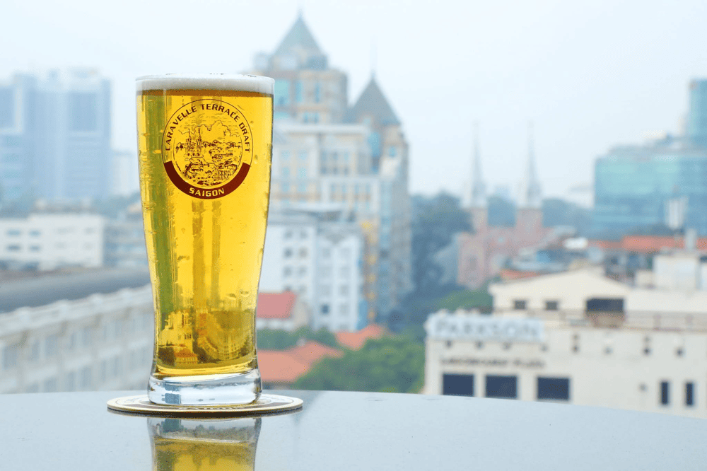 Catch the magic of Saigon from above, from the Opera House to Notre-Dame (Source: Saigon Saigon Rooftop Bar)